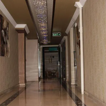 Hotel Risiss 2*